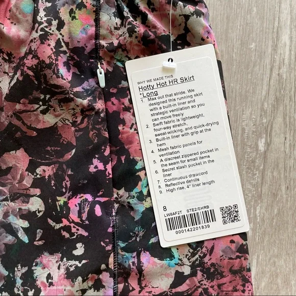 Lululemon Hotty Hot High-Rise Skirt LONG - Stencil Blossom Red Multi - Picture 4 of 9